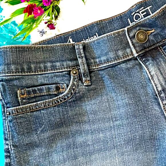 Loft  Jean Shorts size 4 Original - Picture 2 of 5